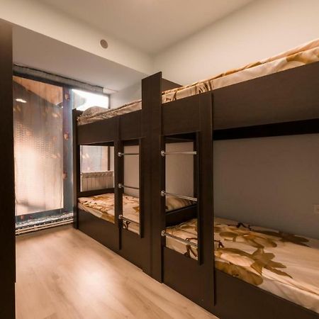 Aygestan Hostel Yerevan Bagian luar foto